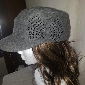 Gray Sparkle Bowtie Hat